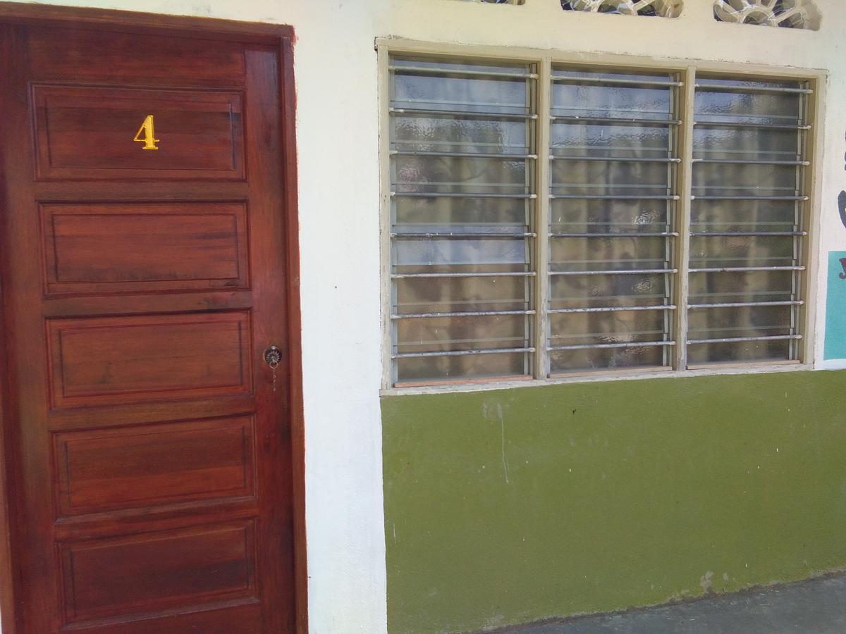 Delimah Guesthouse Kuala Tahan Eksteriør bilde