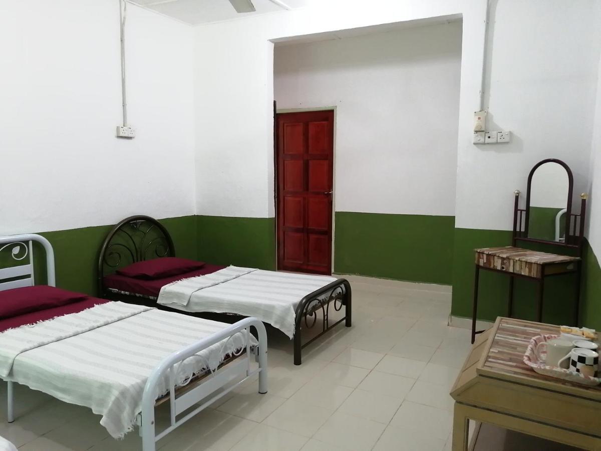 Delimah Guesthouse Kuala Tahan Eksteriør bilde